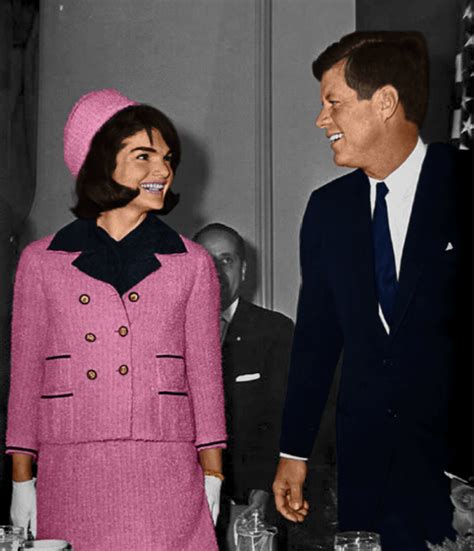 jacqueline kennedy onassis pink chanel suit blood|jackie kennedy day of assassination.